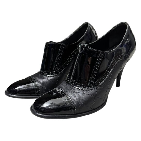 CHANEL Stunning LEATHER Luxury Designer QUILTED Pumps Heels Womens 7.5 US - Picture 1 of 10